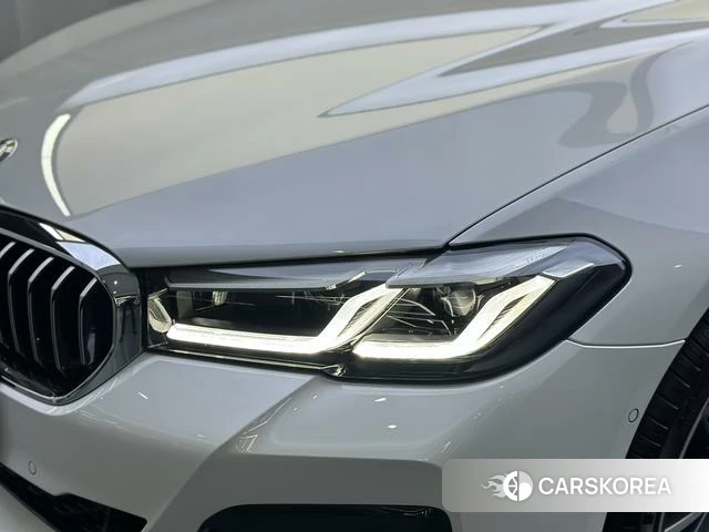 BMW 5 series 2023 Белый из Китая, фото 6
