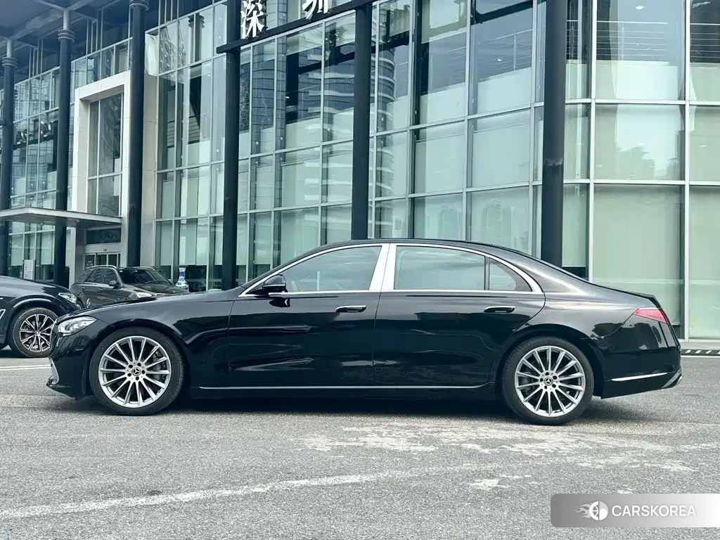 Mercedes-Benz S-Class 2024 Черный из Китая, фото 6