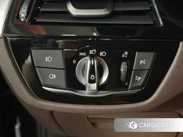 BMW 5 Series (G30) 2020 Серый из Кореи, фото 6