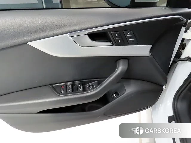 Audi A4 (B9) 2018 Белый из Кореи, фото 6