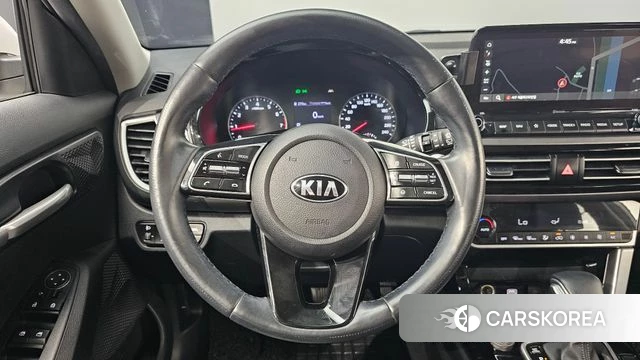 Kia Seltos 2019 Белый из Кореи, фото 6