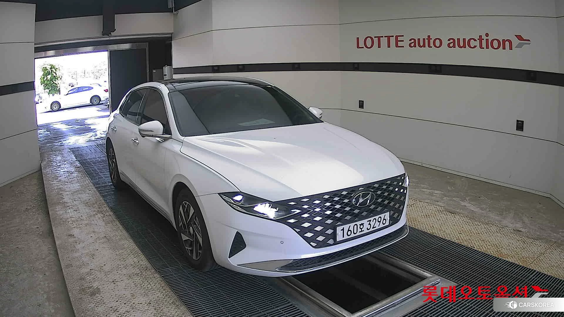 Hyundai Grandeur Hybrid 2021 White cream (optional) из Кореи, фото 6