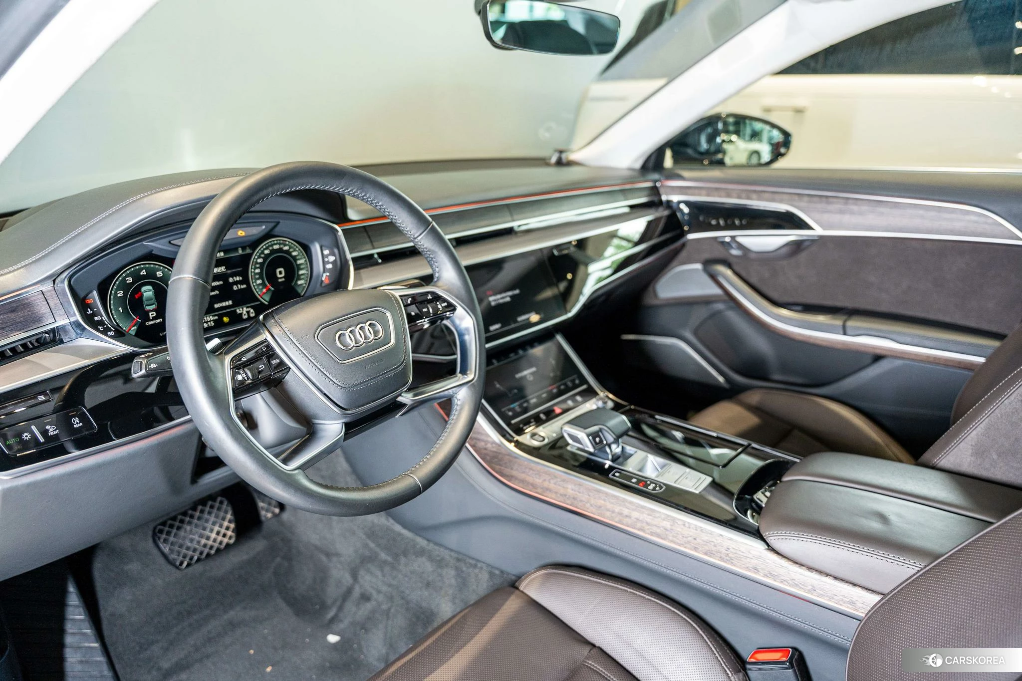Audi A8 2020 Черный из Китая, фото 6