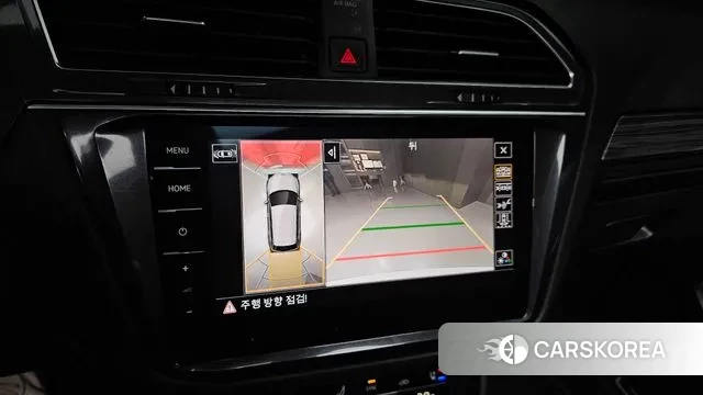 Volkswagen Tiguan Allspace 2023 Белый из Кореи, фото 6