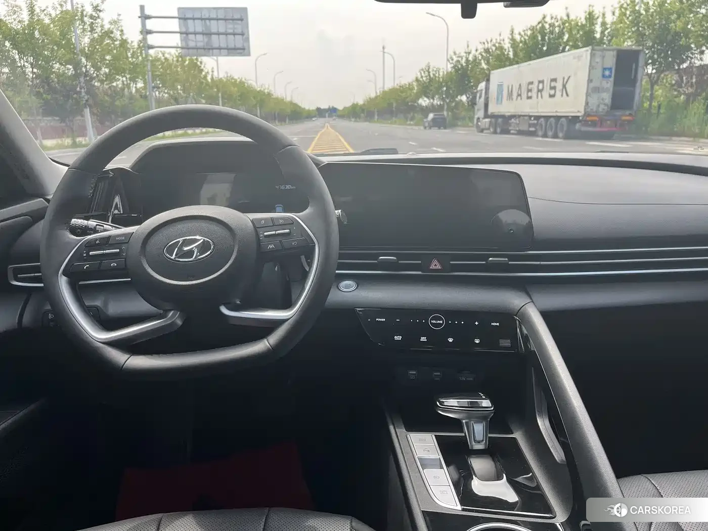 Hyundai Elantra 2022 Silver/gray из Китая, фото 6