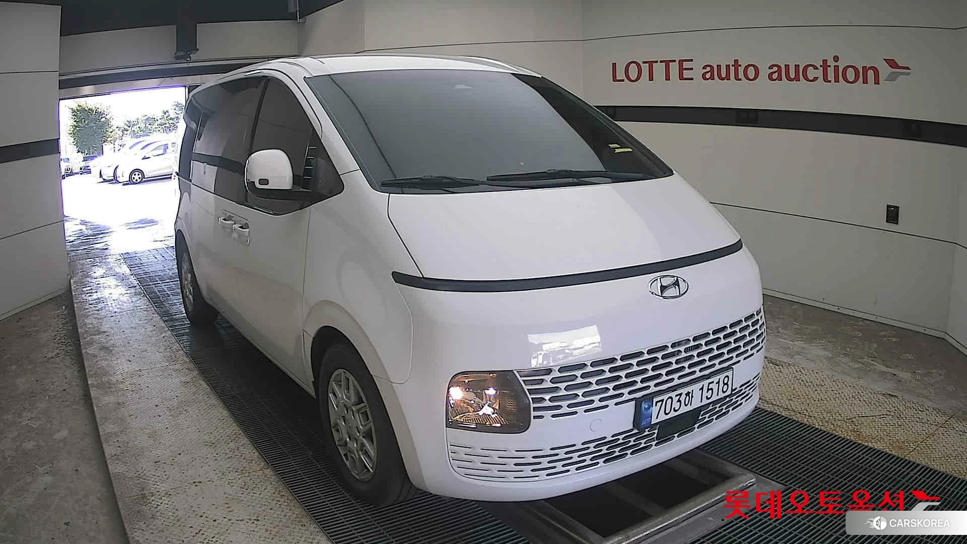 Hyundai Staria 2022 Creamy White из Кореи, фото 6
