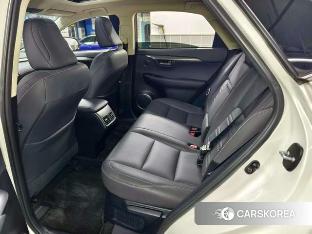 Lexus NX 2021 Белый из Китая, фото 6