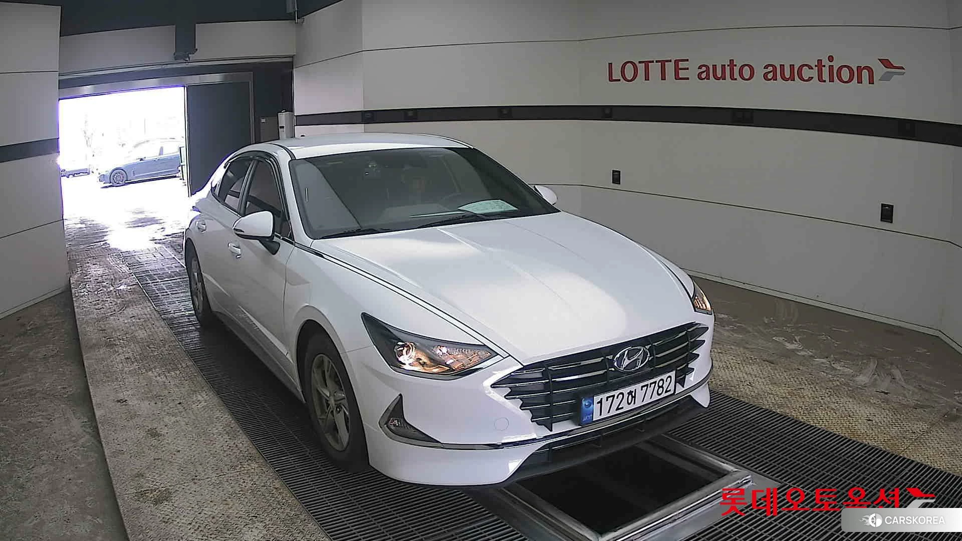 Hyundai Sonata 2023 Serenity White Pearl (Optional addition) из Кореи, фото 6