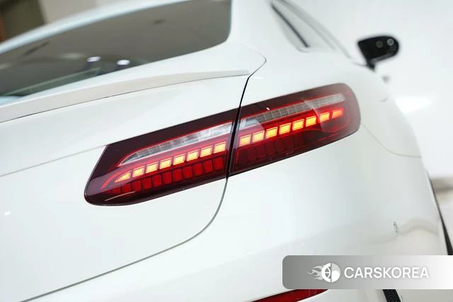 Mercedes-Benz E-class (imported) 2023 Белый из Китая, фото 6