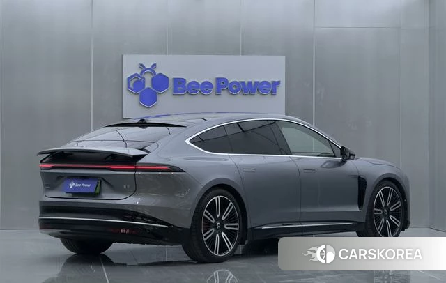 Weilai ET9 2025 Серебристо-серый из Китая, фото 6