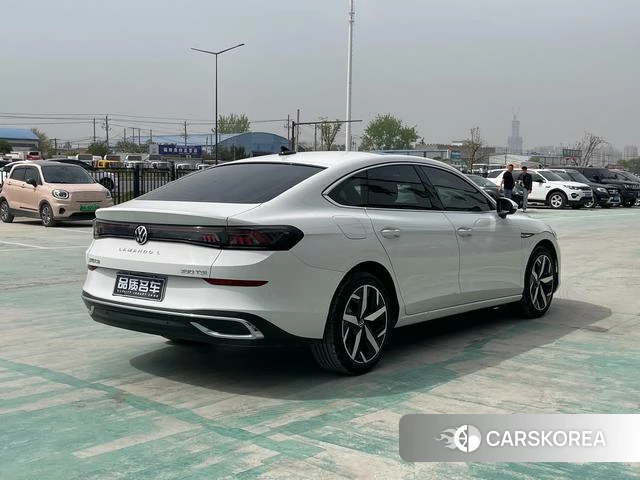 Volkswagen Lingdu 2023 Белый из Китая, фото 6