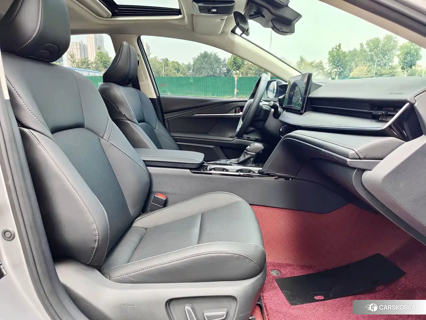 Toyota Camry 2025 Silver/gray из Китая, фото 6