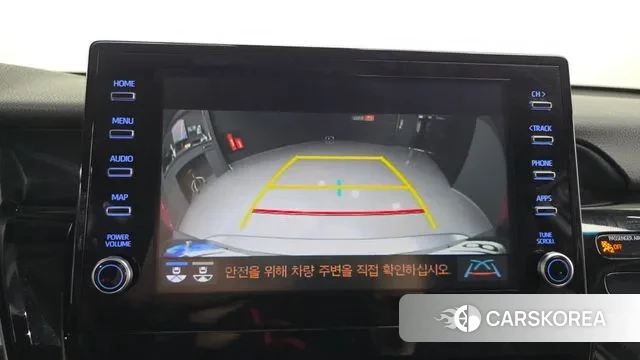 Toyota Camry (XV70) 2023 Серебристо-серый из Кореи, фото 6