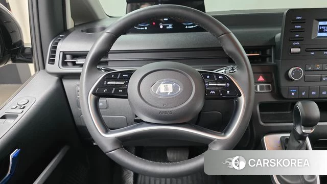 Hyundai Staria 2023 Черный из Кореи, фото 6