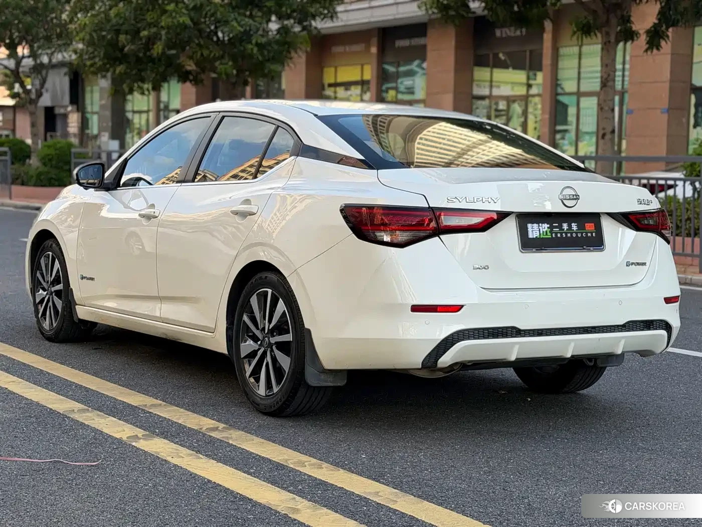 Nissan Sylphy 2022 Белый из Китая, фото 6
