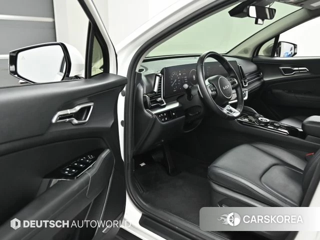 Kia Sportage 5th Generation Hybrid 2023 Белый из Кореи, фото 6
