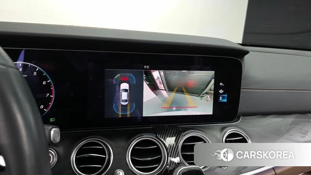 Mercedes-Benz E-Class W213 2021 Белый из Кореи, фото 6