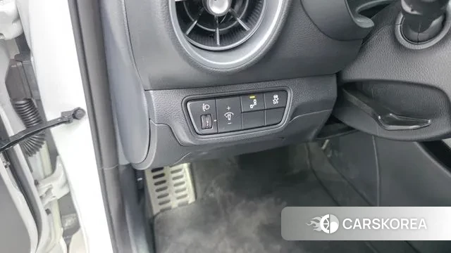 Kia The New K3 2nd generation 2023 Белый из Кореи, фото 6