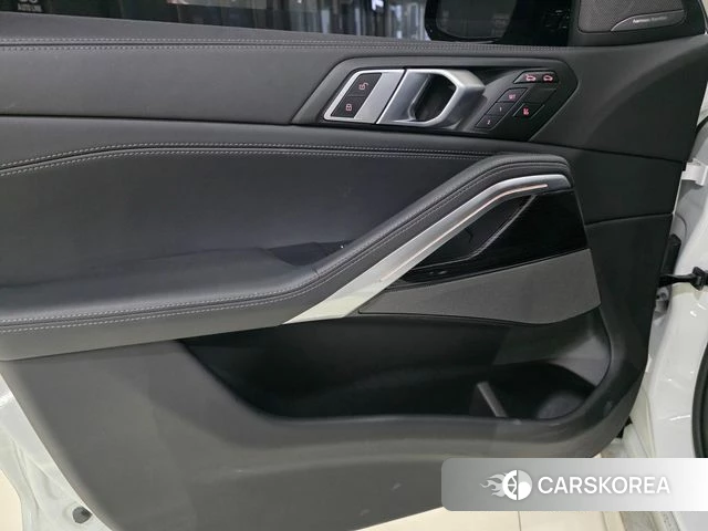 BMW X6 (G06) 2025 Белый из Кореи, фото 6