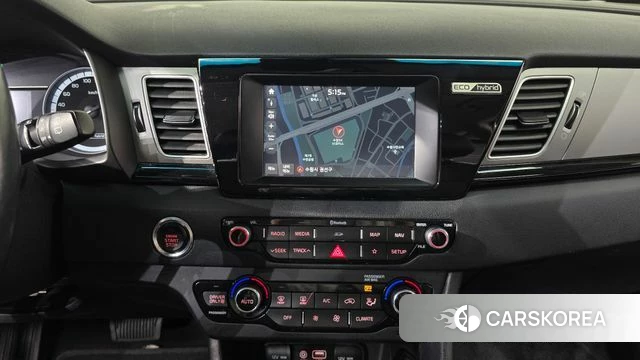 Kia Niro 2018 Белый из Кореи, фото 6