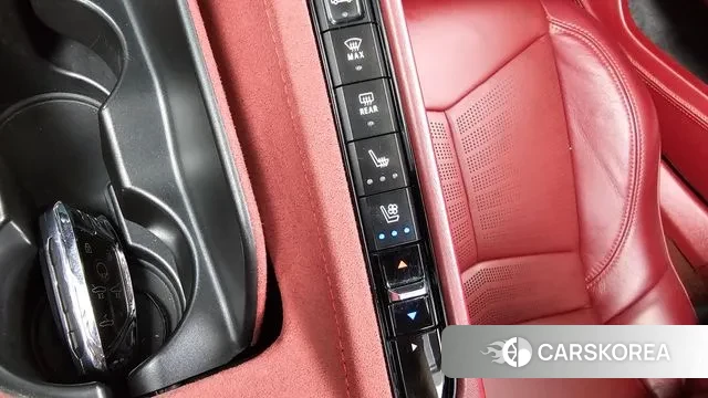 Chevrolet Corvette 2021 Белый из Кореи, фото 6