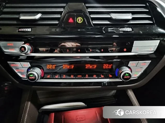 BMW 5 Series (G30) 2020 Синий из Кореи, фото 6