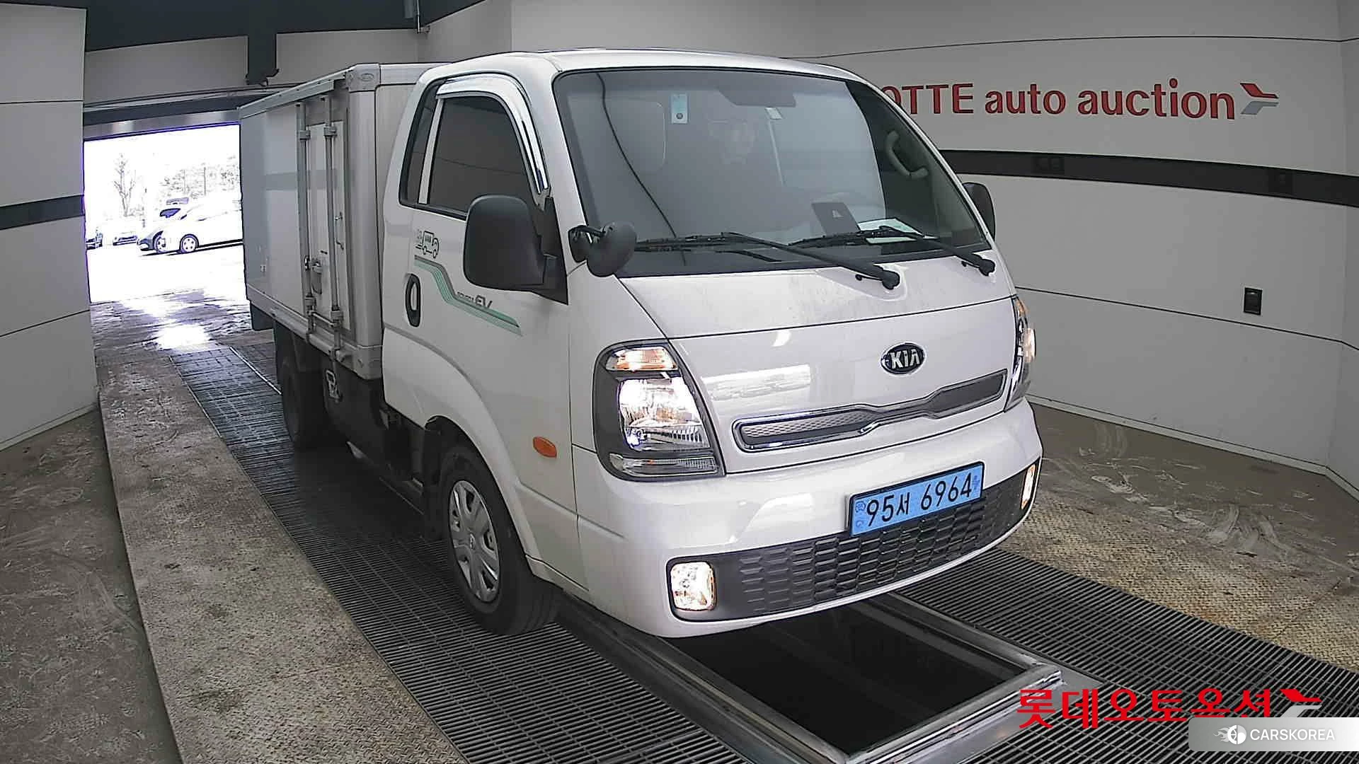 Kia Bongo Ⅲ EV Low-phase Built-in Car 2021 Белый из Кореи, фото 6