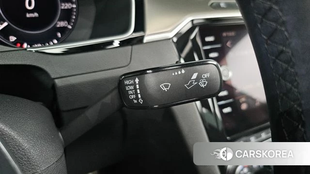 Volkswagen Arteon 2019 Серебристо-серый из Кореи, фото 6