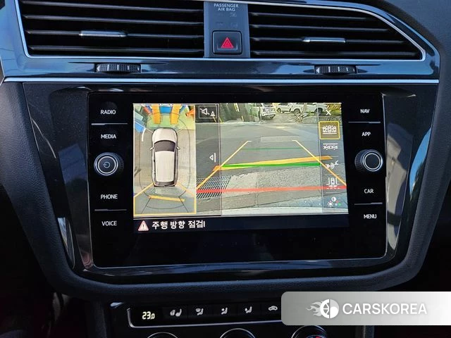 Volkswagen Tiguan second Generation 2019 Белый из Кореи, фото 6