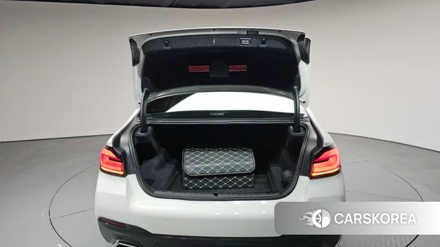 BMW 5 Series (G30) 2022 Белый из Кореи, фото 6