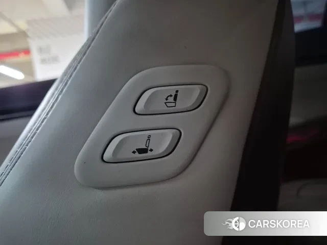 Genesis GV70 2023 Черный из Кореи, фото 6