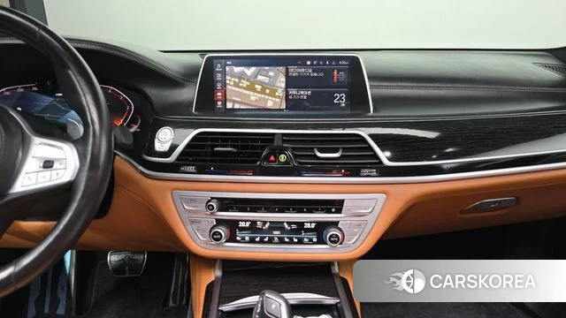 BMW 7 Series (G11) 2020 Серебристо-серый из Кореи, фото 6