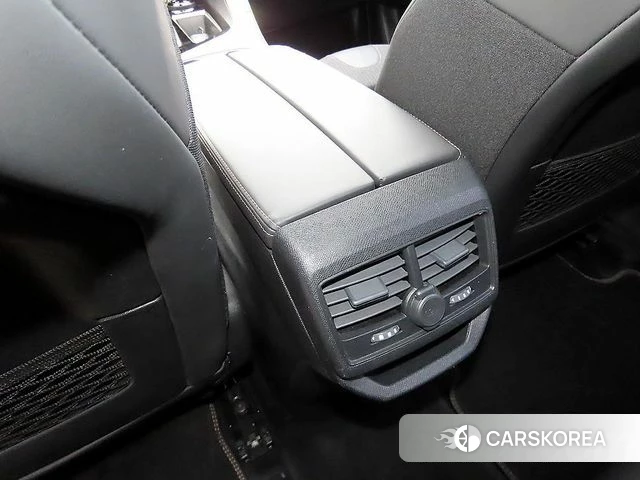 Peugeot 3008 second generation 2018 Серый из Кореи, фото 6