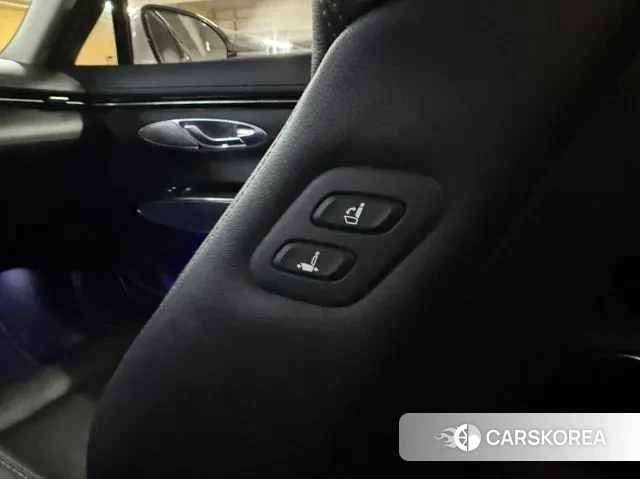 Genesis GV70 2022 Белый из Кореи, фото 6