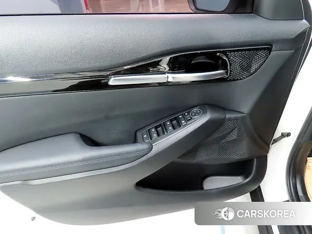 Kia Seltos 2021 Белый из Кореи, фото 6