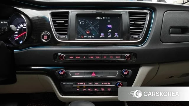 Kia The New Carnival 2018 Серый из Кореи, фото 6