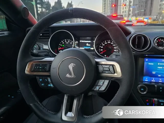 Ford Mustang 2020 Жемчужный цвет из Кореи, фото 6