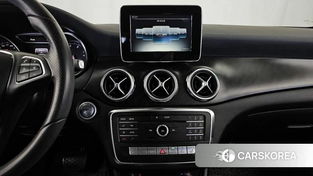 Mercedes-Benz GLA-Class X156 2018 Белый из Кореи, фото 6