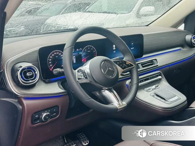 Mercedes-Benz V-class 2026 Черный из Китая, фото 6