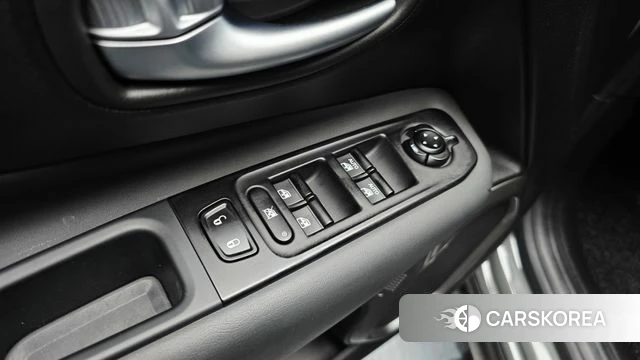 Jeep Renegade 2022 Серебристо-серый из Кореи, фото 6
