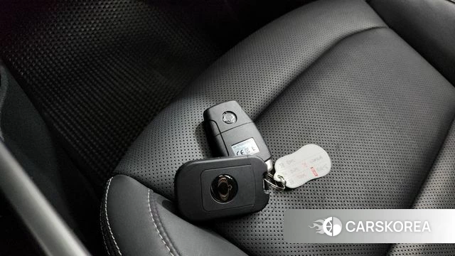 Ssangyong Torres 2023 Серебристо-серый из Кореи, фото 6