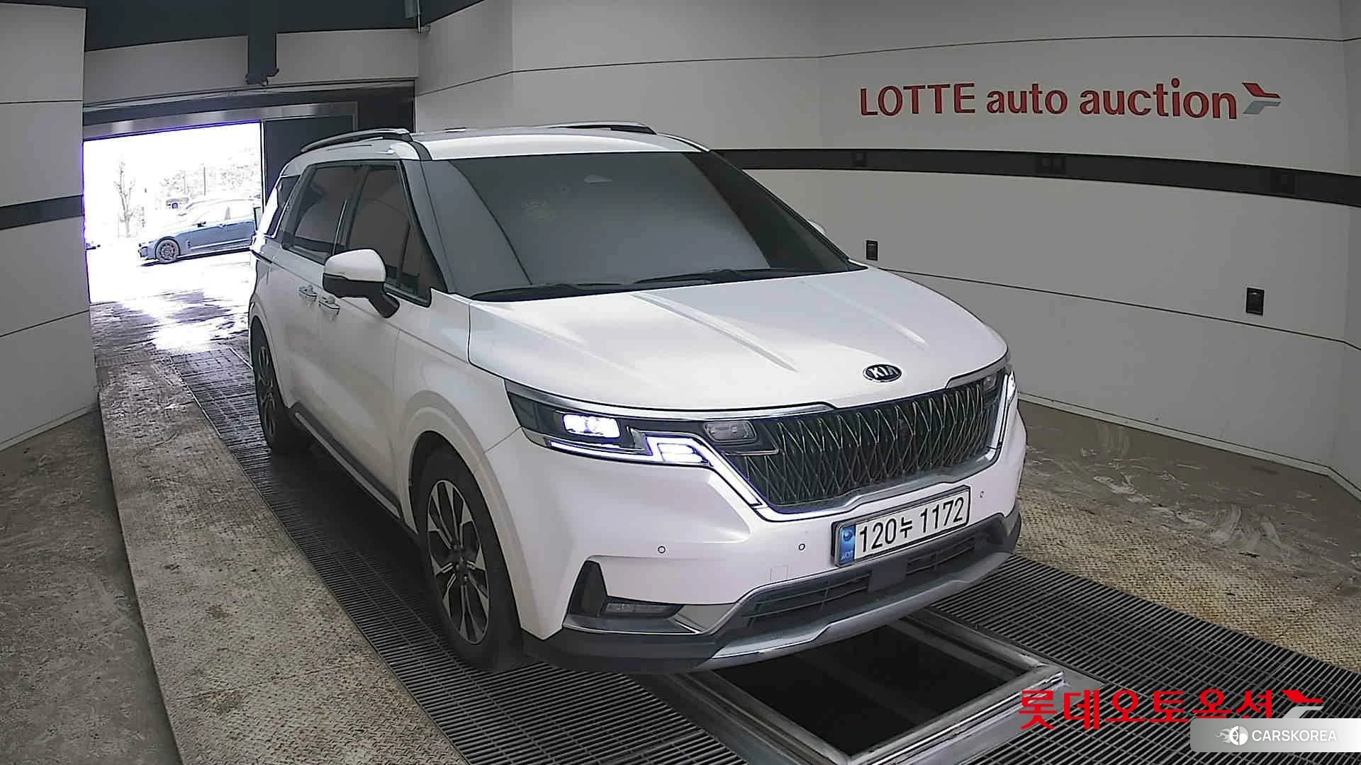 Kia Carnival 2021 Белый из Кореи, фото 6