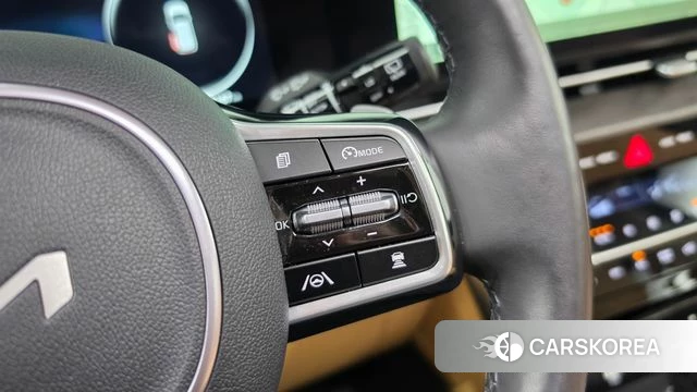 Kia Carnival 4th generation 2023 Белый из Кореи, фото 6