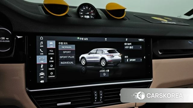 Porsche Cayenne (PO536) 2019 Черный из Кореи, фото 6
