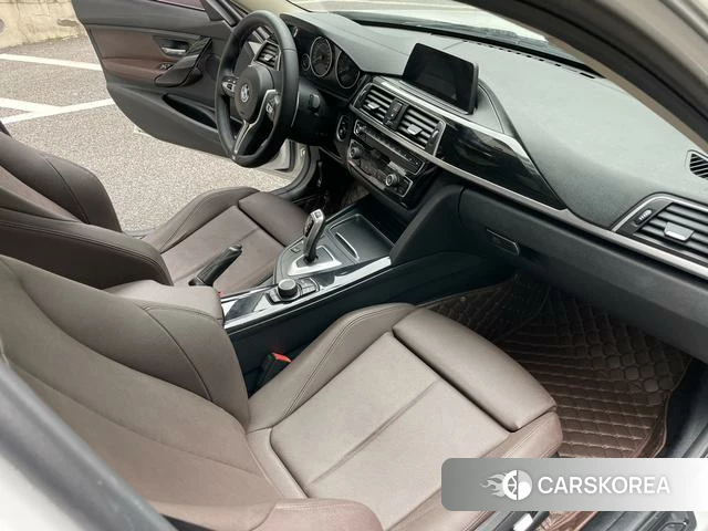 BMW 3 series 2018 Белый из Китая, фото 6
