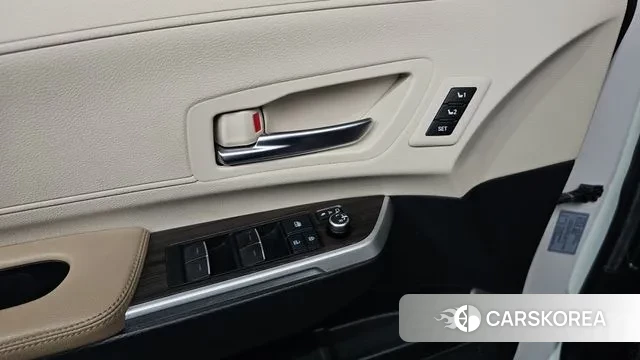 Toyota Sienna 4th Generation 2021 Белый из Кореи, фото 6