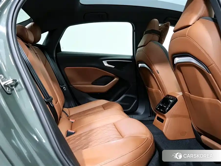Audi A5L 2026 Зеленый из Китая, фото 6