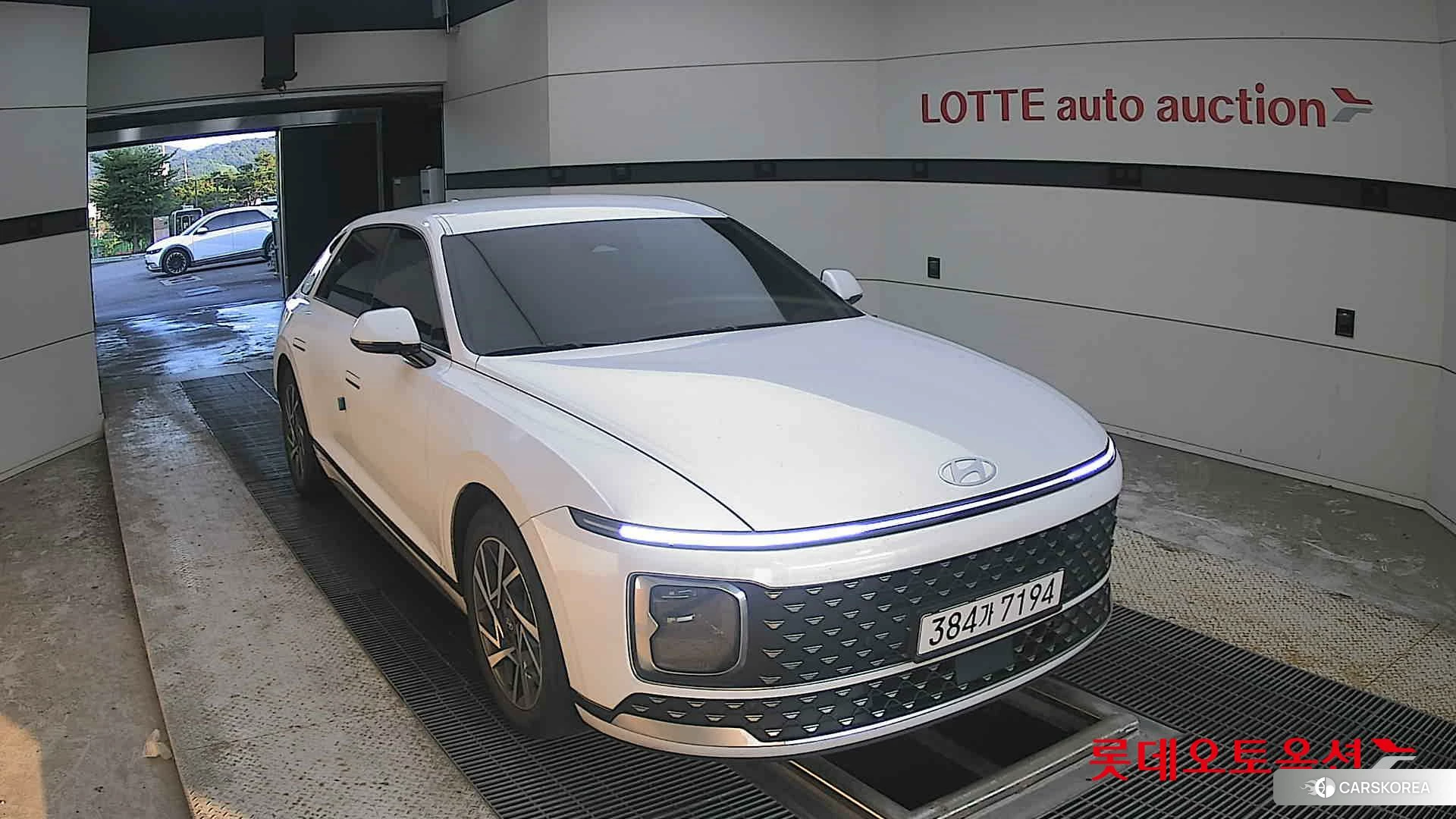 Hyundai Grandeur 2023 Белый из Кореи, фото 6