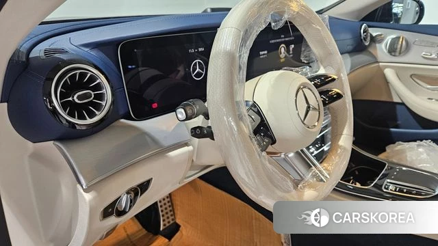 Mercedes-Benz E-Class W213 2023 Фиолетовый из Кореи, фото 6