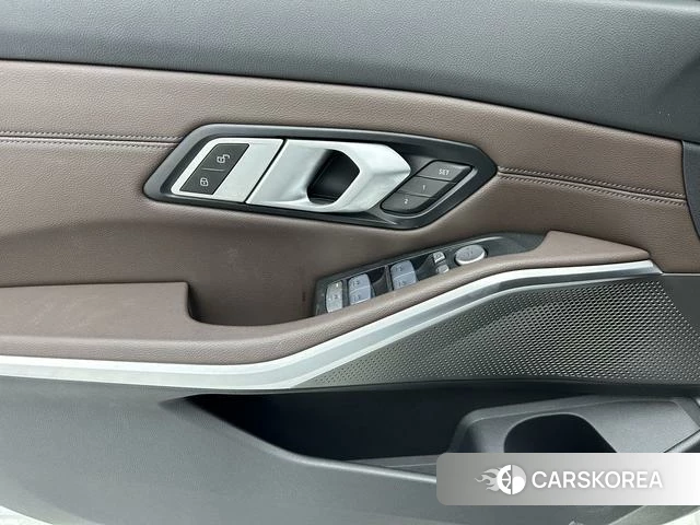 BMW 3 series 2023 Белый из Китая, фото 6